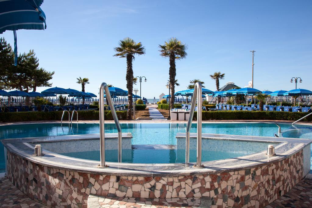 Regent'S Hotel Τζεσόλο Λίντο Εξωτερικό φωτογραφία