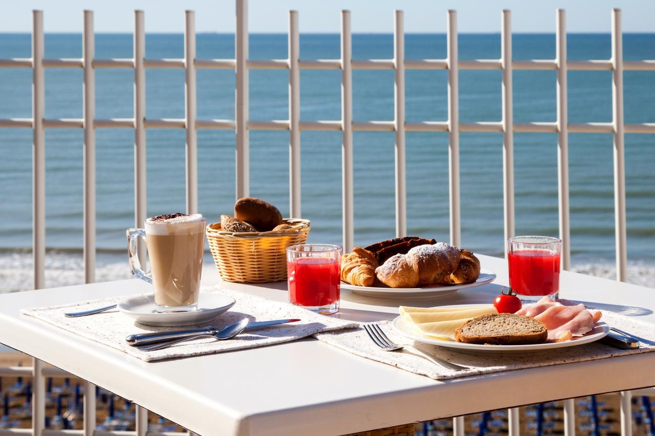 Regent'S Hotel Τζεσόλο Λίντο Εξωτερικό φωτογραφία