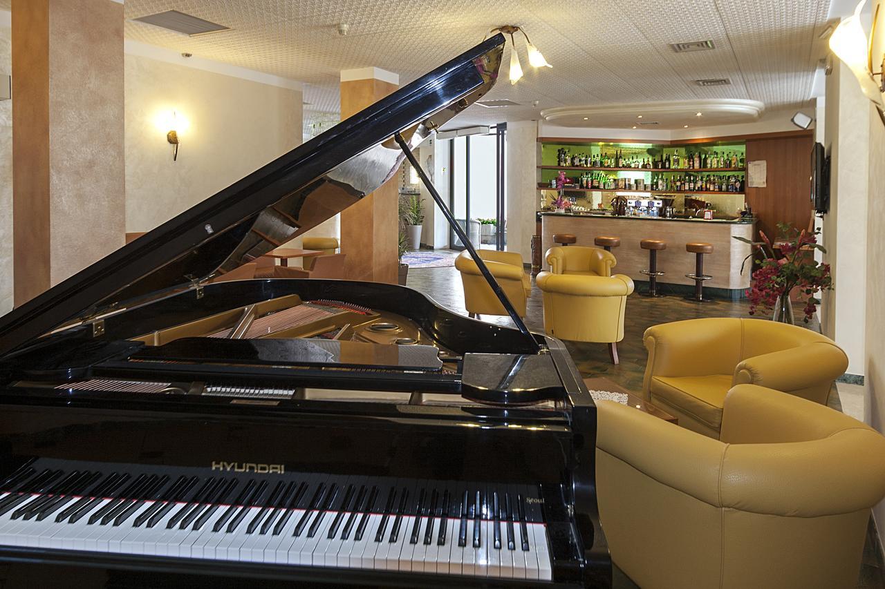 Regent'S Hotel Τζεσόλο Λίντο Εξωτερικό φωτογραφία