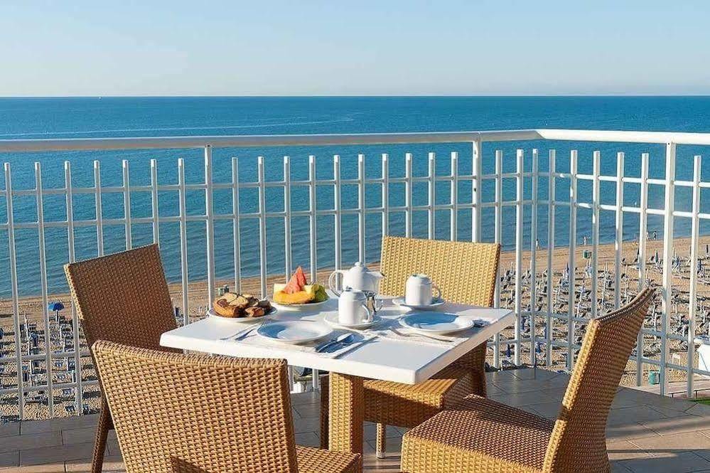 Regent'S Hotel Τζεσόλο Λίντο Εξωτερικό φωτογραφία