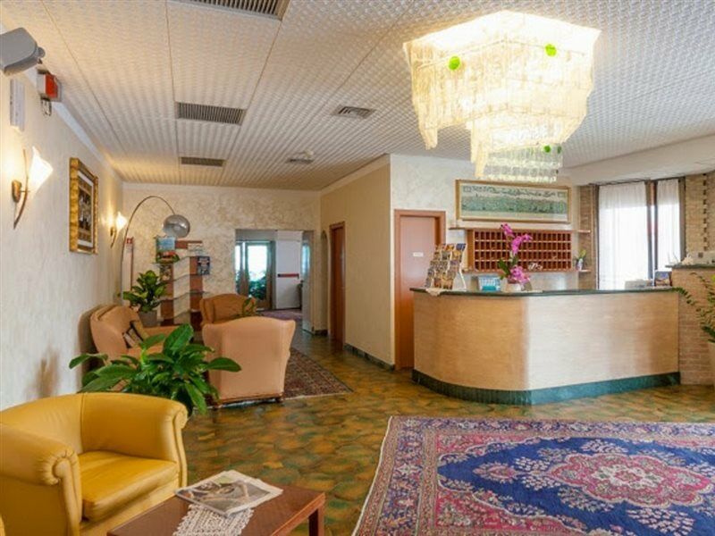 Regent'S Hotel Τζεσόλο Λίντο Εξωτερικό φωτογραφία