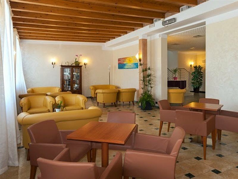 Regent'S Hotel Τζεσόλο Λίντο Εξωτερικό φωτογραφία